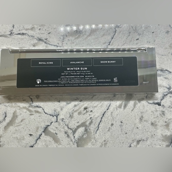 JACLYN COSMETICS WINTER SUN FACE Palette - Picture 4 of 5